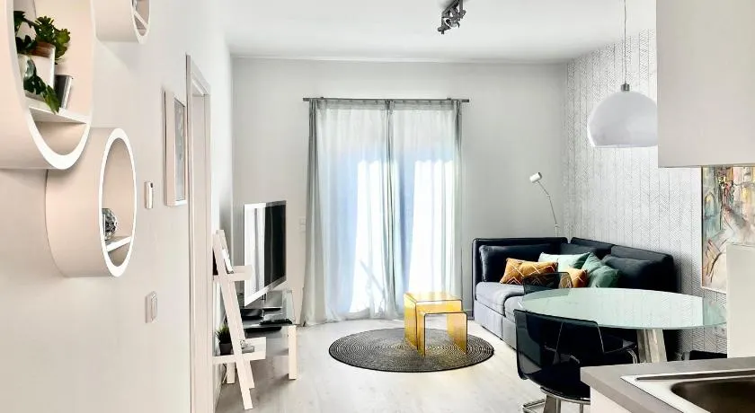 modernes Apartment, Terrasse und Garten am Lilienthalpark im Südwesten Berlins - Image 1