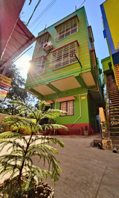 Green Palace Guest House - Image 1