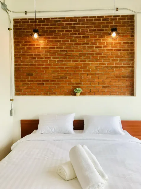 Joy Hotel - Image 1