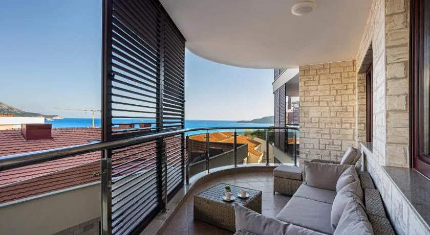 Apartment Anatolia of Becici - Image 1