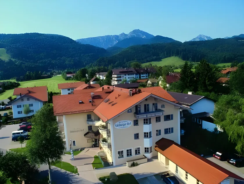 Hotel Salzburger Hof - Image 1