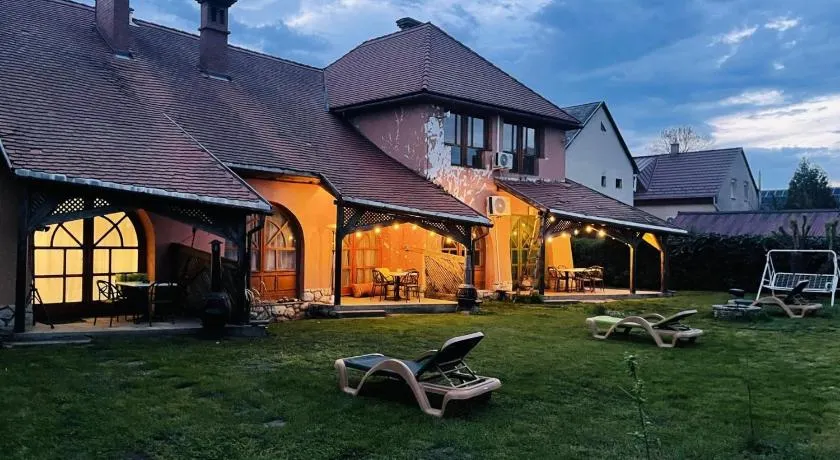 GreenPark Garden Villa Family Apartments Near Tokaj - Image 1
