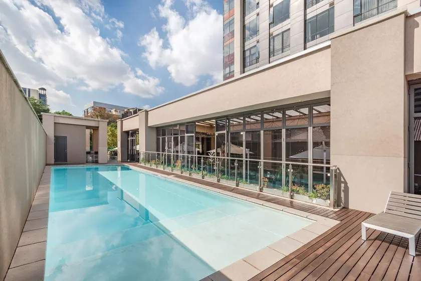 Dante’s Sandton Skye Apartment - Image 1