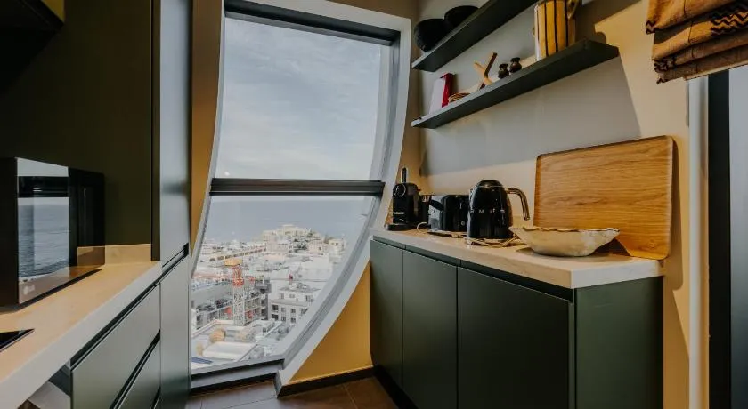 Mercury Tower 5-Star St Julians - Image 1