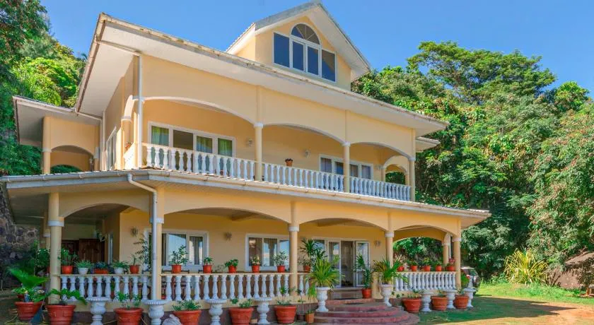 SeyBreeze Villa - Image 1