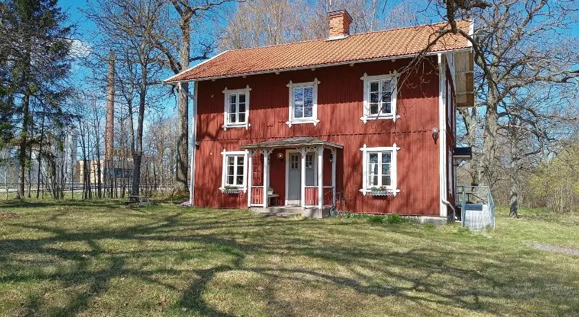 Sparreholm Bed And Breakfast - Image 1