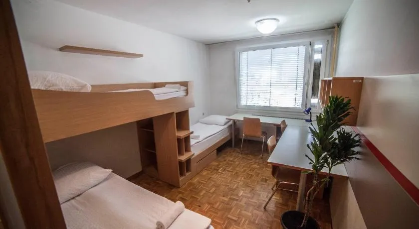 Hostel DIC - Image 1