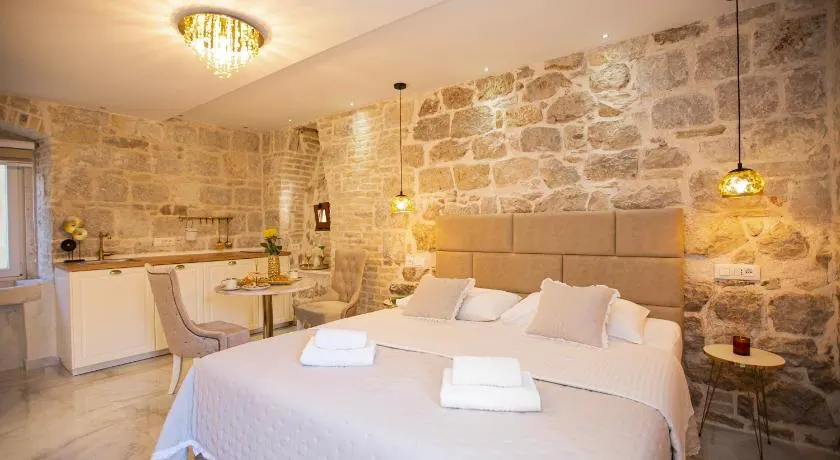 Guest House Paradise - Image 1