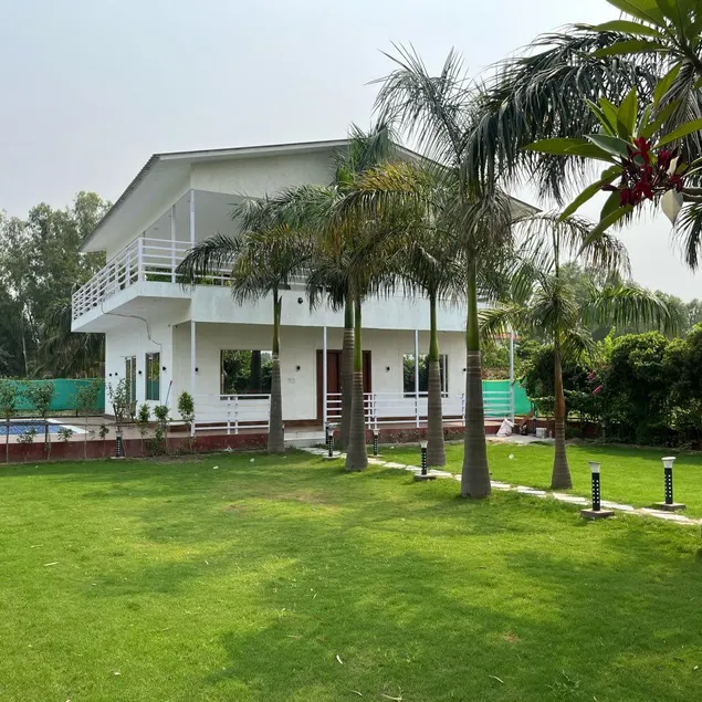 Rosewood farms - Image 1