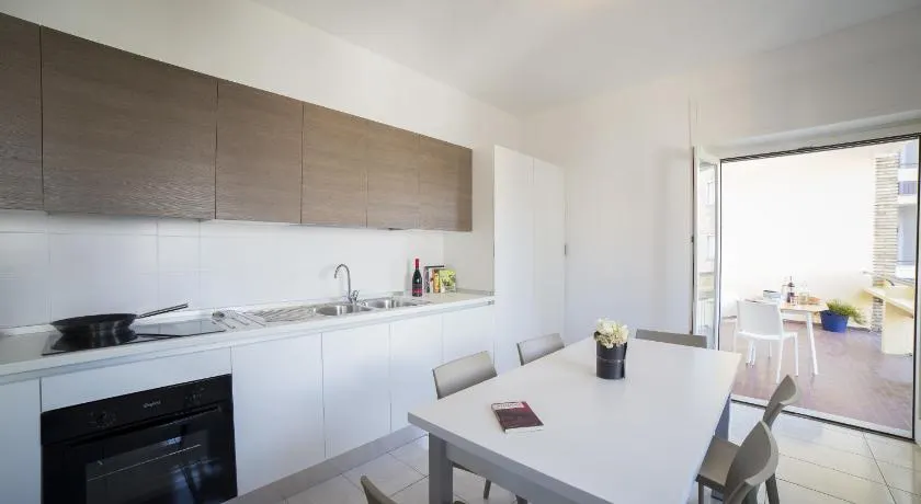 Aurum Aparthotels Gambara - Image 1