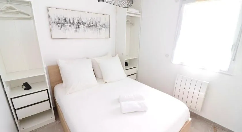 La Cosy House - Image 1