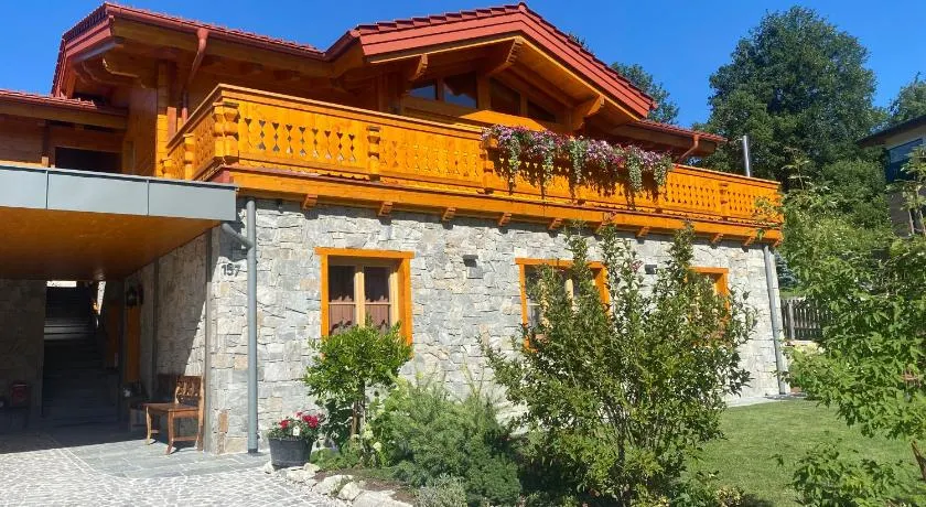 Chalet - Appartementhaus Alma - Image 1