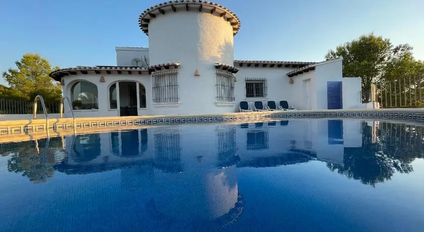 Casa Dalí Spacious Hilltop Villa with Sea Views near Dénia medium term stay - Image 1