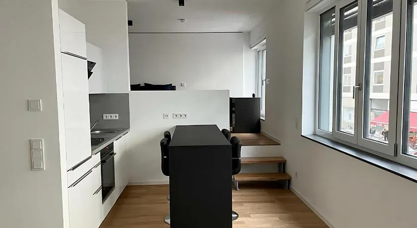 Modern Apartment in the center of Munich - Image 1