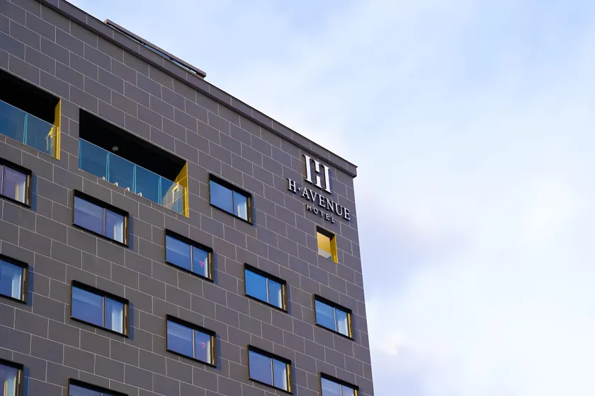 H AVENUE SONGJEONG  - Image 1
