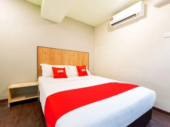 OYO 89628 Cool Hotel - Image 1