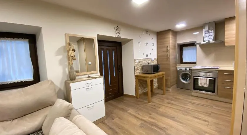 Casita de Ozón - Image 1