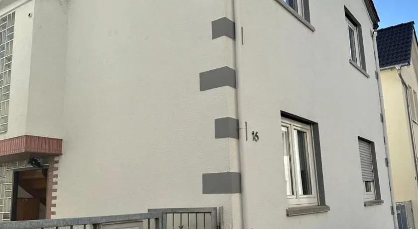 Frankfurt Airport & Fair Apartment - Image 1