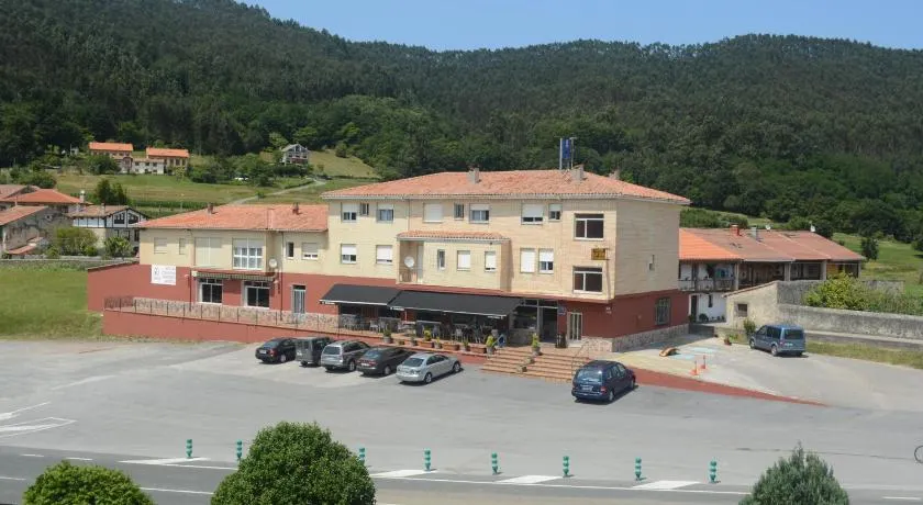 Hostal Baviera - Image 1