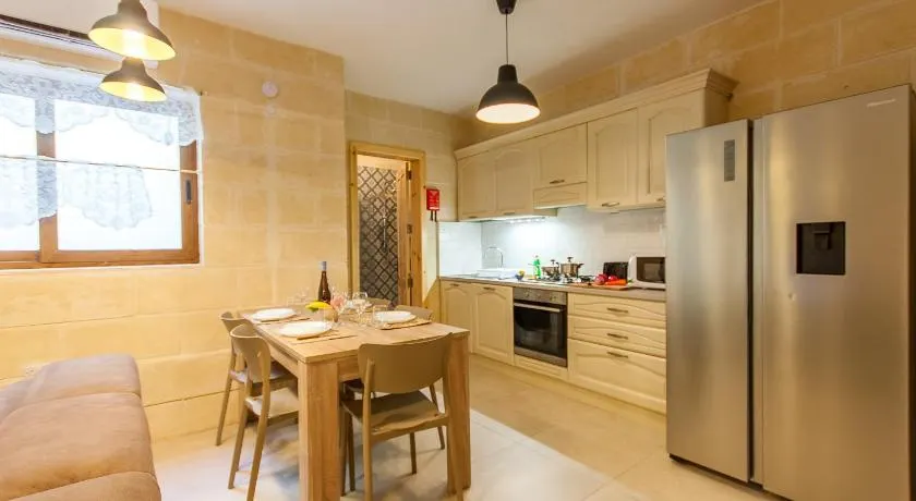 Naduri, Beautiful Gozitan Villa plus Pool - Happy Rentals - Image 1