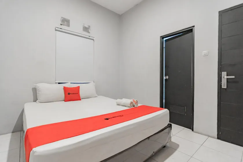 RedDoorz near Exit Toll Pasteur 4 - Image 1