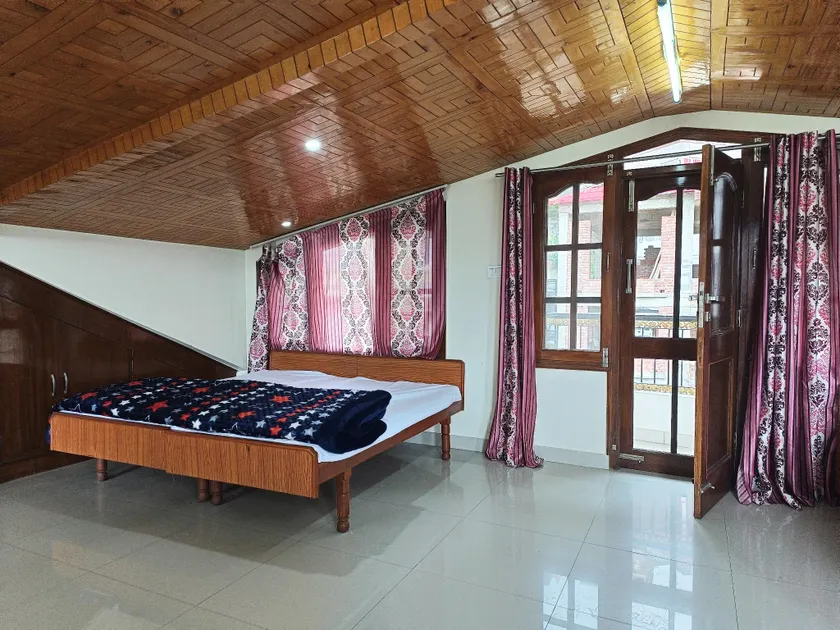Sood 's bnb - Image 1