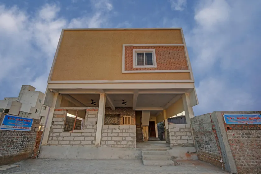Hotel O Vsv Guest House - Image 1