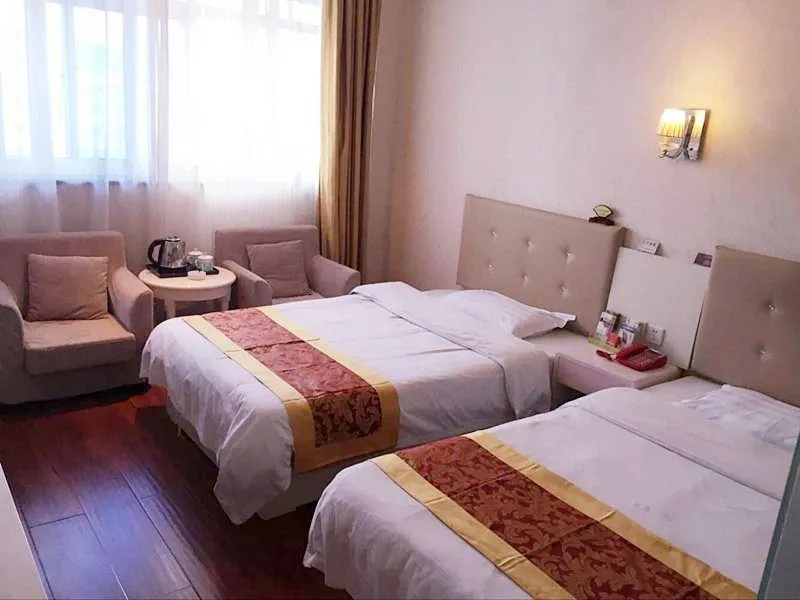 Ruixin Business Hotel - Image 1