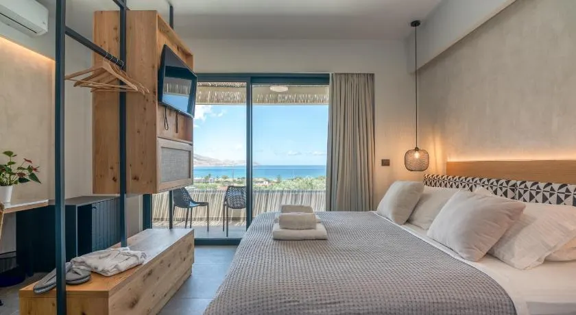 Nusa Retreat - Seaview luxury residences - ideal for groups - Image 1