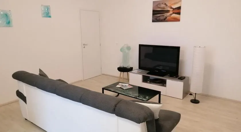 Apartman DORIS-Sveta Nedelja - Image 1
