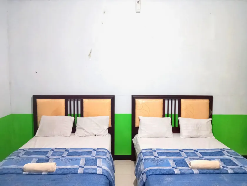 Puspa Tiara Syar'i Guci Mitra RedDoorz - Image 1