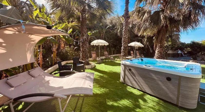 Villa Tiche guest house - Image 1
