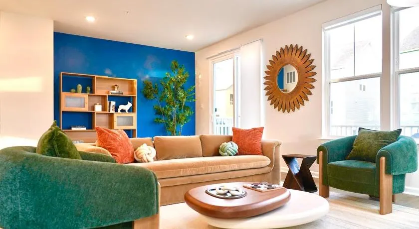 Brand New Rooftop Luxe 4BR 5BA 15 Min to DC MGM - Image 1