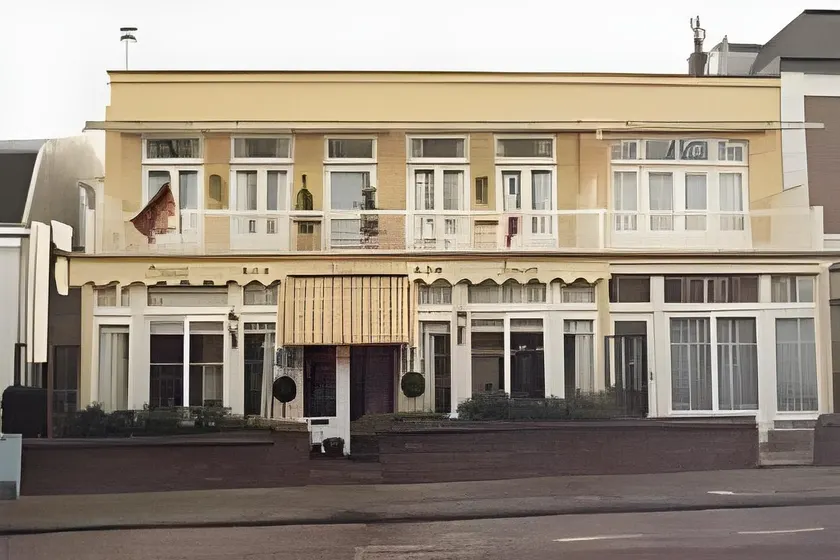 Hotel Zeespiegel - Image 1
