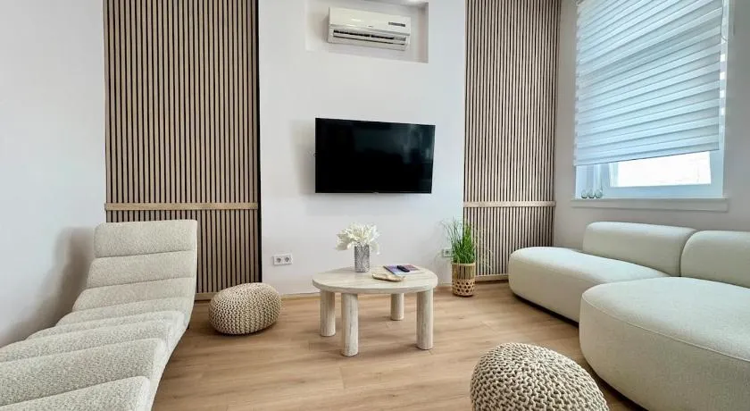 Váci Central Apartment - Image 1