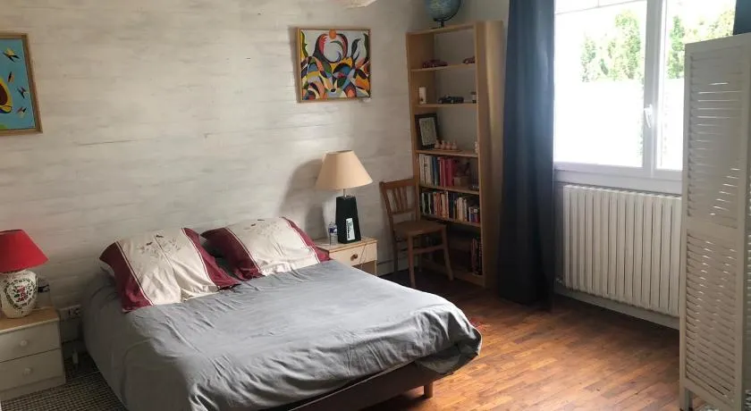 Les Lauriers Roses chambre d'hôtes - Image 1