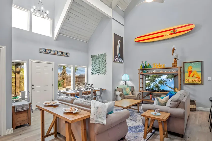 Aqua Dreams - Pet Friendly! Heated Private Pool! - Image 1