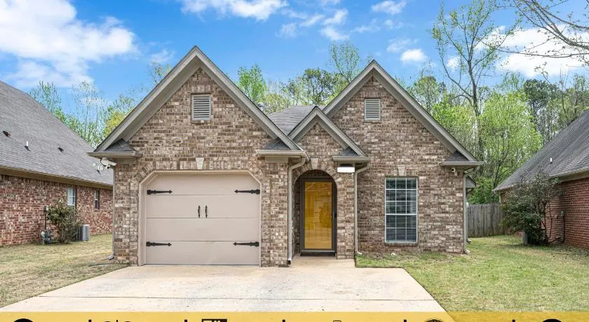 Comfortable 2BR Near Trussville Sports Complex - Image 1
