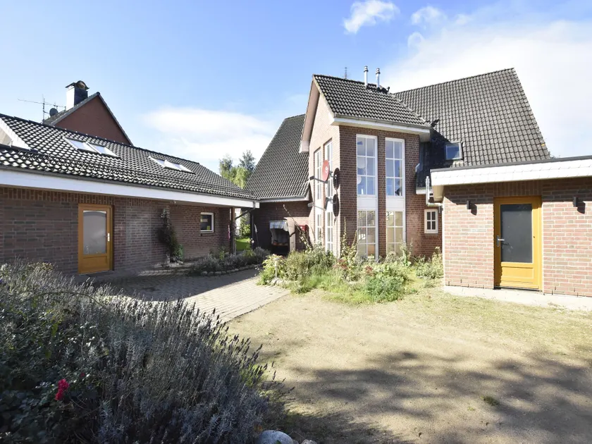 Lake Retreat in Kossau - Image 1