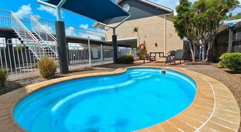 Ambassador Motor Lodge - Image 1