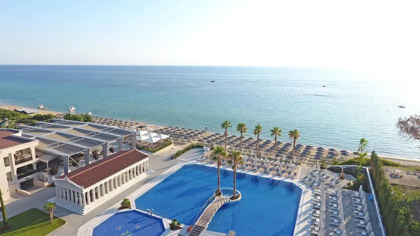 Potidea Palace Hotel - Image 1