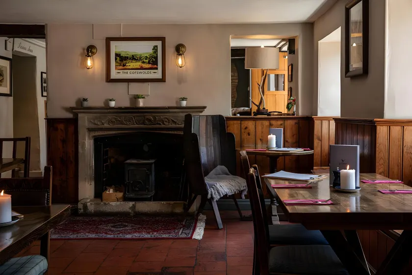 Bathurst Arms - Image 1