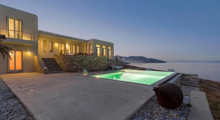 Villa Salty - Image 1