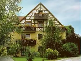 Familienhotel Friedrichshof - Image 1