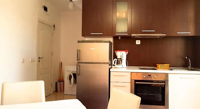 Belvedere Apartments - Image 1