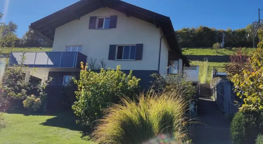 Jasmins Airbnb - Image 1