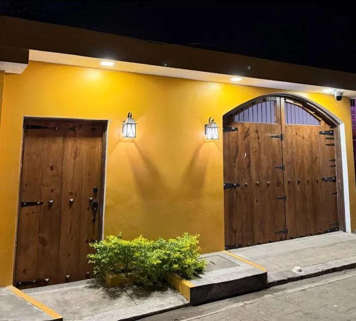 Hotel Cool Breeze - Image 1