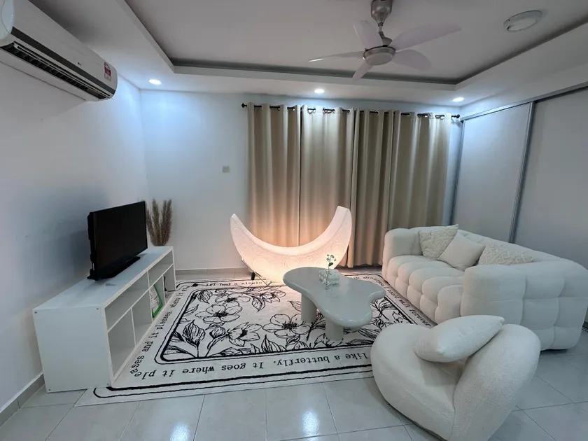 Kampar homestay: A Creamy Haven - Image 1