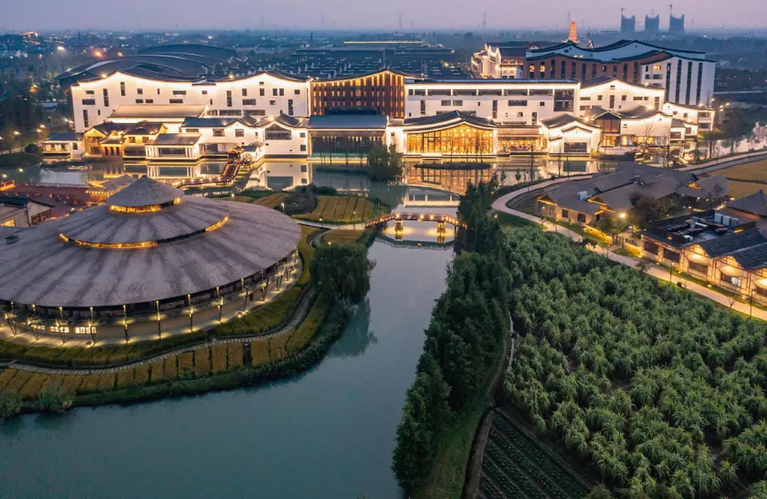 Wuzhen Wucun Rice House Country Hotel - Image 1