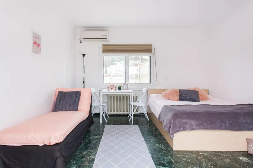Acropolis Area Flat with Parthenon Views - Image 1